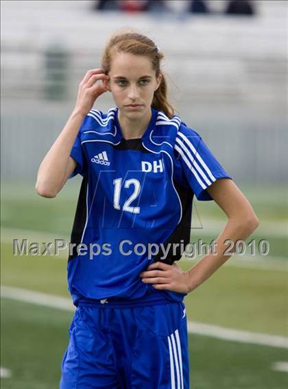 Thumbnail 2 in Christian Brothers vs. Davis (California Classic) photogallery.