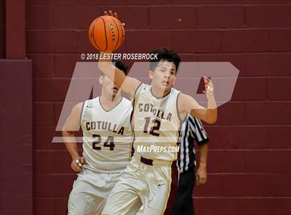 Thumbnail 2 in Falls City @ Cotulla photogallery.