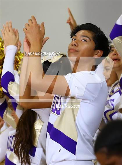 Thumbnail 1 in Lynwood vs. Serra (CIF SS Playoffs) photogallery.