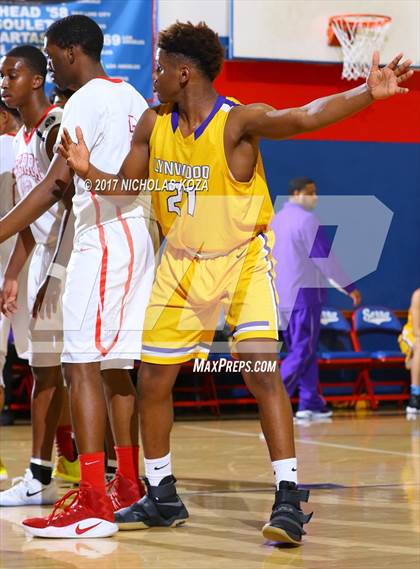 Thumbnail 3 in Lynwood vs. Serra (CIF SS Playoffs) photogallery.
