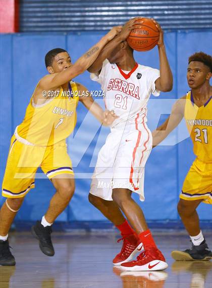 Thumbnail 1 in Lynwood vs. Serra (CIF SS Playoffs) photogallery.