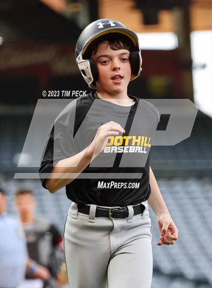 Thumbnail 2 in Foothill vs. Tustin photogallery.