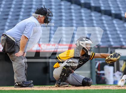 Thumbnail 2 in Foothill vs. Tustin photogallery.
