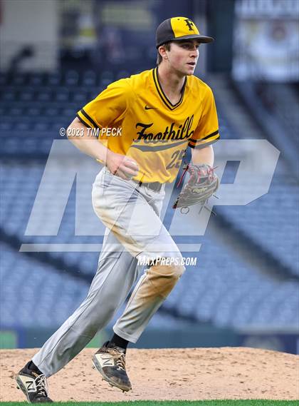 Thumbnail 1 in Foothill vs. Tustin photogallery.