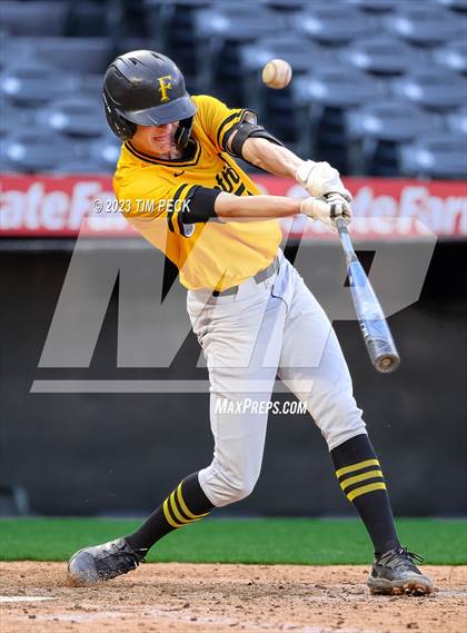 Thumbnail 1 in Foothill vs. Tustin photogallery.