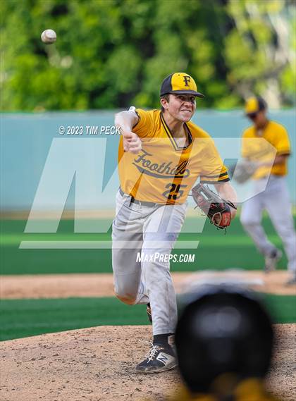 Thumbnail 2 in Foothill vs. Tustin photogallery.