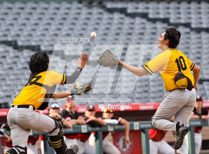 Thumbnail 1 in Foothill vs. Tustin photogallery.