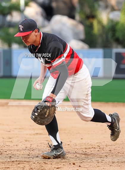 Thumbnail 1 in Foothill vs. Tustin photogallery.