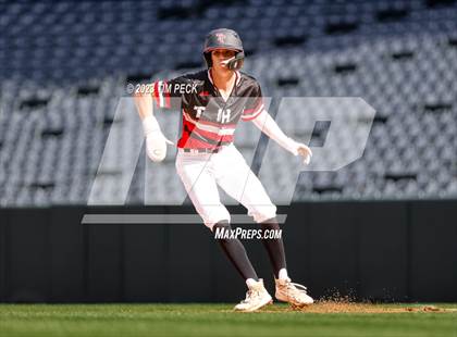 Thumbnail 3 in Foothill vs. Tustin photogallery.