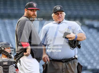 Thumbnail 3 in Foothill vs. Tustin photogallery.