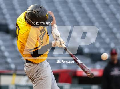 Thumbnail 2 in Foothill vs. Tustin photogallery.