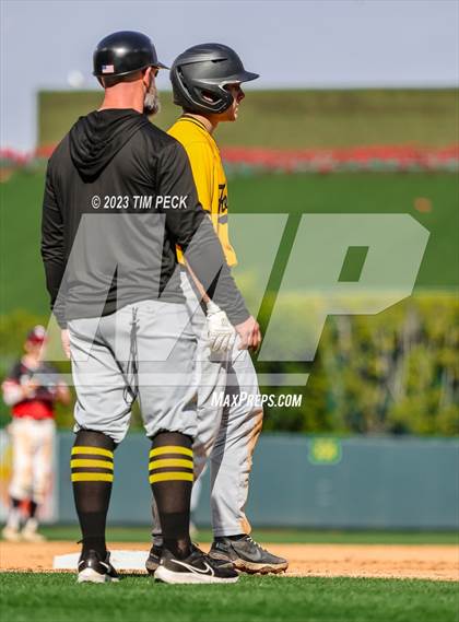 Thumbnail 2 in Foothill vs. Tustin photogallery.