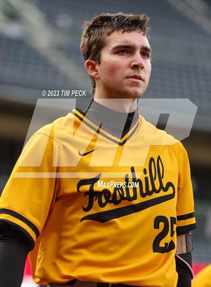 Thumbnail 2 in Foothill vs. Tustin photogallery.