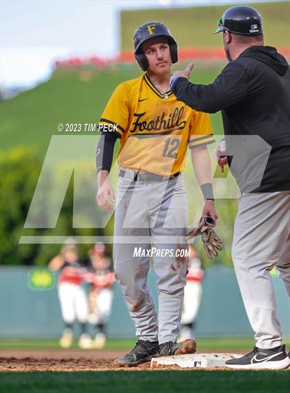 Thumbnail 2 in Foothill vs. Tustin photogallery.
