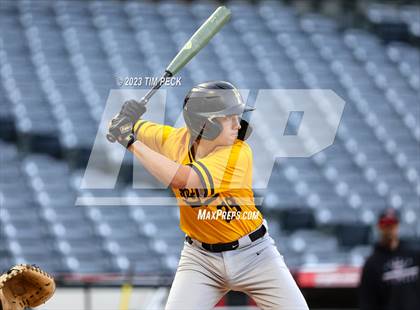 Thumbnail 1 in Foothill vs. Tustin photogallery.