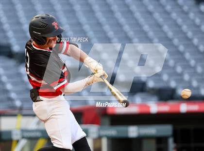 Thumbnail 3 in Foothill vs. Tustin photogallery.