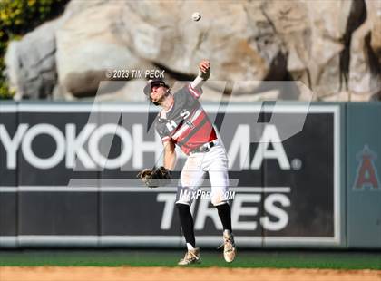 Thumbnail 2 in Foothill vs. Tustin photogallery.