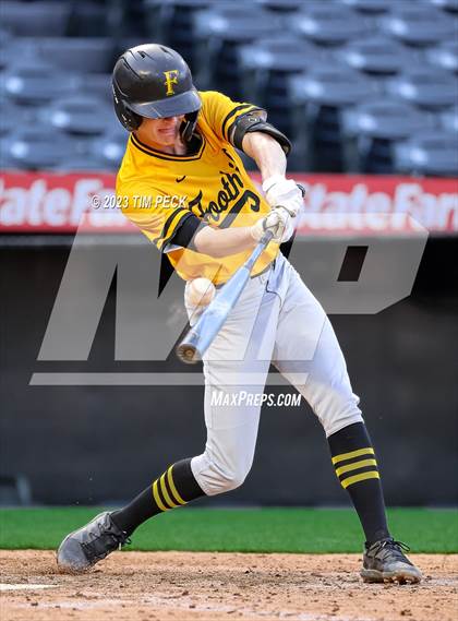 Thumbnail 3 in Foothill vs. Tustin photogallery.