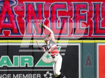 Thumbnail 1 in Foothill vs. Tustin photogallery.