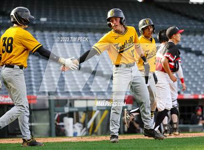 Thumbnail 1 in Foothill vs. Tustin photogallery.