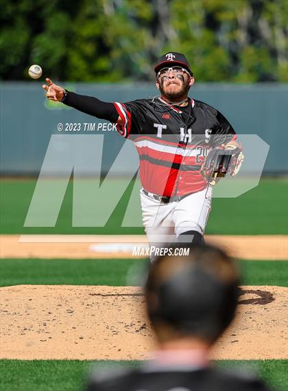 Thumbnail 3 in Foothill vs. Tustin photogallery.