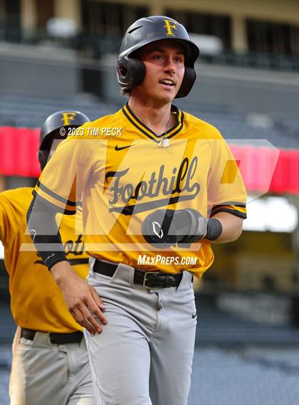 Thumbnail 2 in Foothill vs. Tustin photogallery.