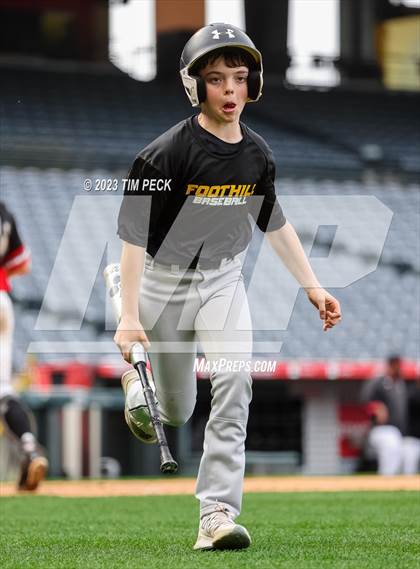 Thumbnail 3 in Foothill vs. Tustin photogallery.