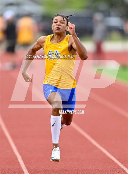 Thumbnail 1 in Noblesville Invitational (100 meter) photogallery.