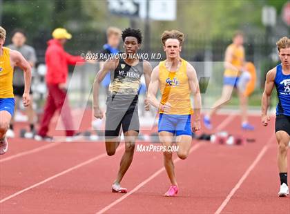 Thumbnail 3 in Noblesville Invitational (100 meter) photogallery.