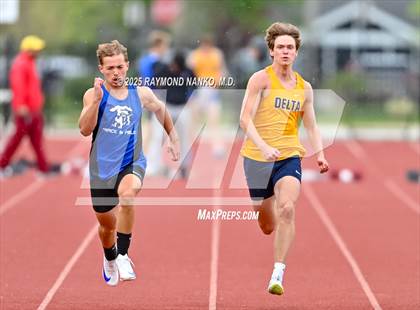 Thumbnail 1 in Noblesville Invitational (100 meter) photogallery.