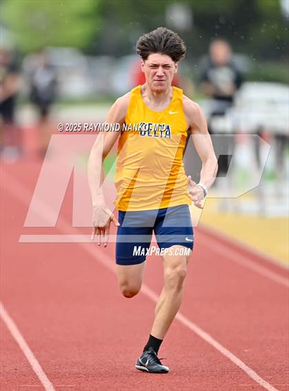Thumbnail 3 in Noblesville Invitational (100 meter) photogallery.