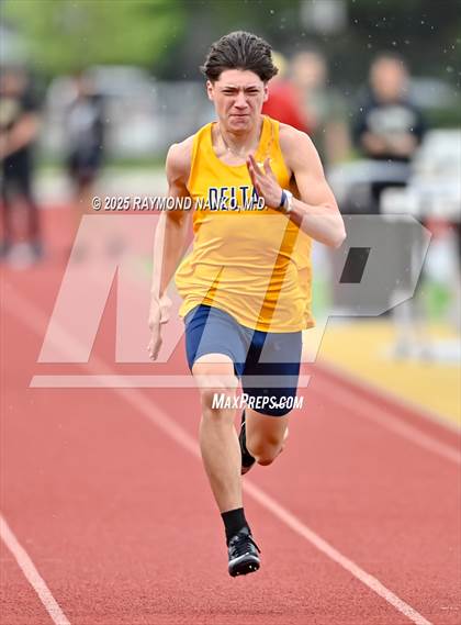 Thumbnail 2 in Noblesville Invitational (100 meter) photogallery.