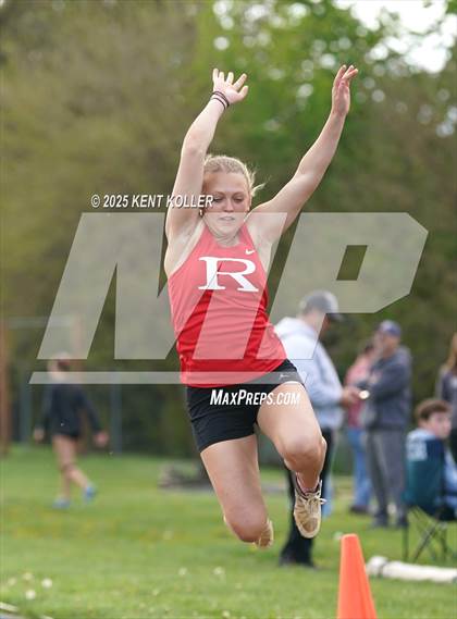Thumbnail 3 in Chippewa Valley @ Dakota (MAC Red Championship) photogallery.