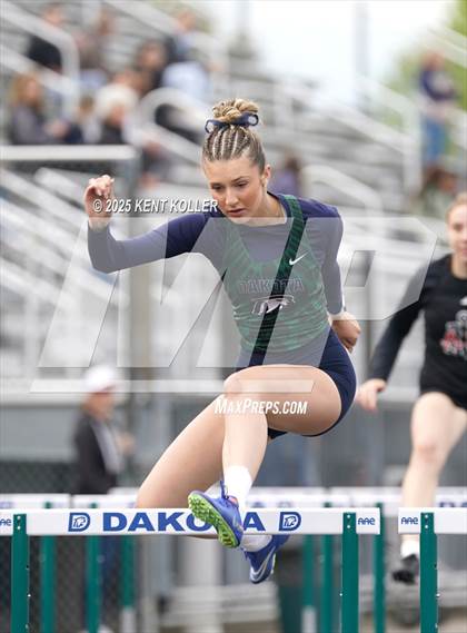 Thumbnail 2 in Chippewa Valley @ Dakota (MAC Red Championship) photogallery.