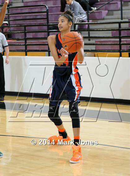 Thumbnail 3 in St. Mary's vs Blackman (Nike Tournament of Champions) photogallery.
