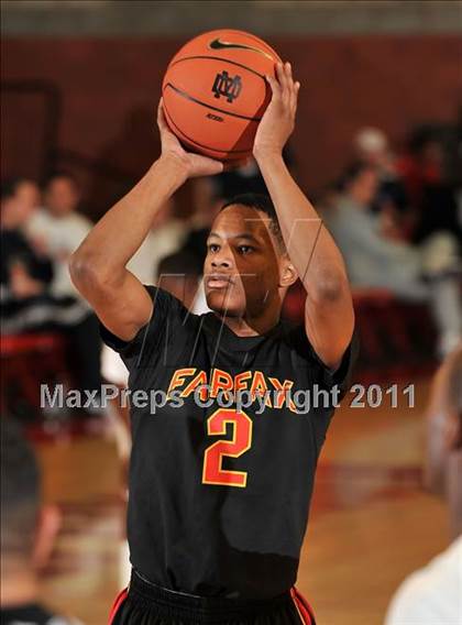 Thumbnail 3 in Fairfax vs. Eisenhower (Nike Extravaganza) photogallery.