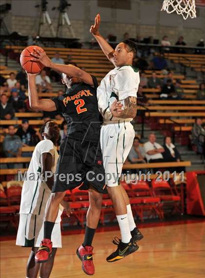 Thumbnail 2 in Fairfax vs. Eisenhower (Nike Extravaganza) photogallery.