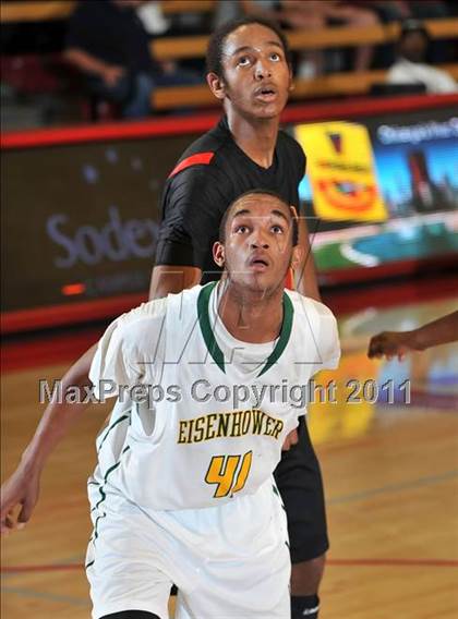 Thumbnail 2 in Fairfax vs. Eisenhower (Nike Extravaganza) photogallery.