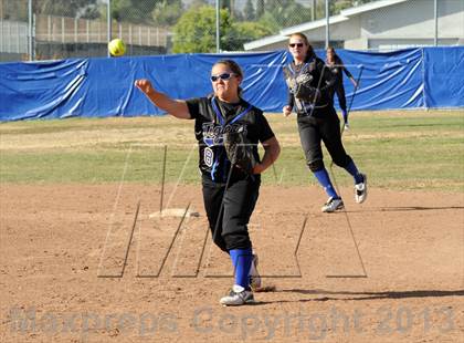 Thumbnail 2 in Cypress vs. Valencia photogallery.