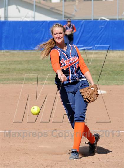 Thumbnail 1 in Cypress vs. Valencia photogallery.