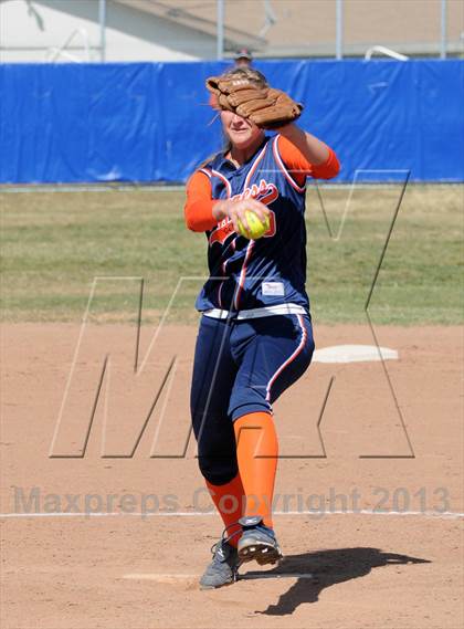 Thumbnail 1 in Cypress vs. Valencia photogallery.