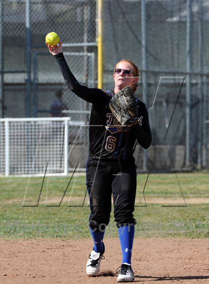 Thumbnail 2 in Cypress vs. Valencia photogallery.