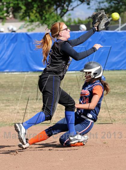 Thumbnail 2 in Cypress vs. Valencia photogallery.