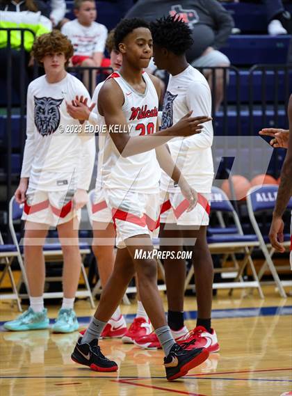 Thumbnail 2 in Lake Highlands vs. Highland Park (In-N-Out Tournament) photogallery.