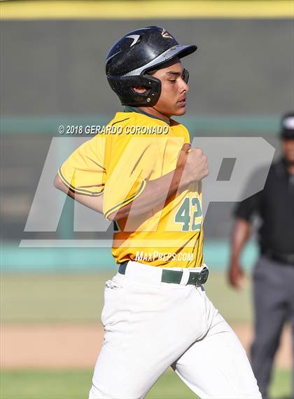 Thumbnail 3 in Christian Brothers vs. Rio Americano (CIF SJS D3 Playoff) photogallery.
