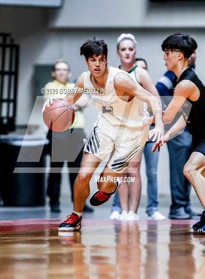 Thumbnail 2 in Bullard vs. Clovis East (CIF DI Central Section Championships) photogallery.