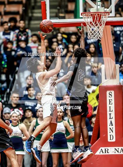 Thumbnail 2 in Bullard vs. Clovis East (CIF DI Central Section Championships) photogallery.