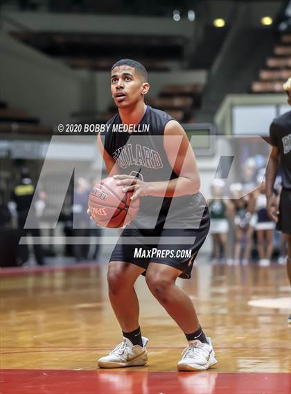 Thumbnail 1 in Bullard vs. Clovis East (CIF DI Central Section Championships) photogallery.