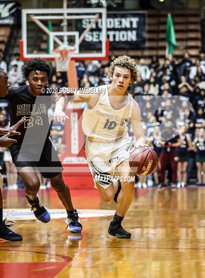 Thumbnail 2 in Bullard vs. Clovis East (CIF DI Central Section Championships) photogallery.