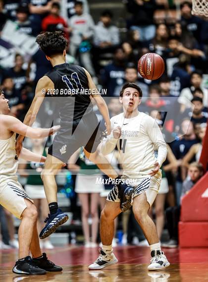 Thumbnail 2 in Bullard vs. Clovis East (CIF DI Central Section Championships) photogallery.